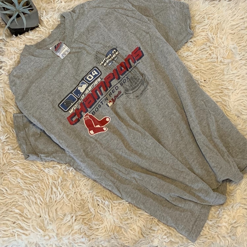 AAA Vintage 2004 Red Sox WS Champs Shirt Size XL